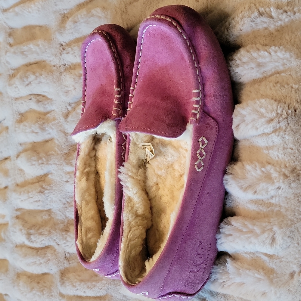 Ugg Woman's Ansley Slippers